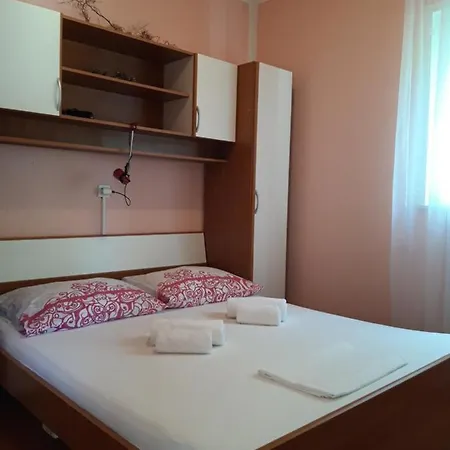 Apartament Limuni